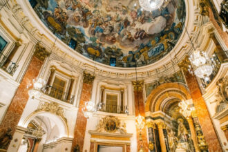 acord intre guvernul de la madrid si biserica catolica spaniola pentru despagubirea victimelor violentelor sexuale 695ff9fccaeb4