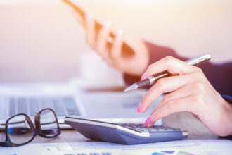 analiza regula noua in codul fiscal firmele nu mai pot deduce integral cheltuielile cu servicii platite catre firmele afiliate din strainatate 695f98932301e