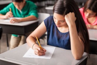 anunt important pentru profesorii care implinesc varsta de pensionare dar doresc sa ramana titulari pana la 65 de ani ce se intampla de maine 6963680f9448b