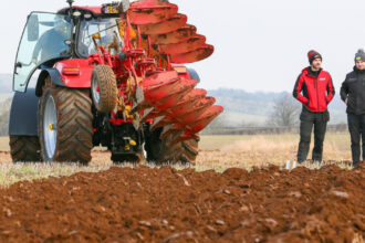 aproape 501 milioane de euro din fonduri europene pentru agricultura si procesare ce finantari pot accesa fermierii romani 695ad633935e1