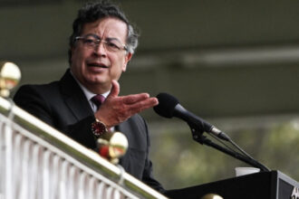 dupa ce a vorbit cu donald trump gustavo petro avertizeaza ca exista o amenintare reala de actiune militara a sua in columbia 6960d7a738a47
