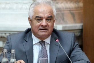 exclusiv oficial bnr reducerea de 10 in administratie nu e suficienta marea problema suntem tot in romania anilor 60 a lui ceausescu 6964bdce2aeaf