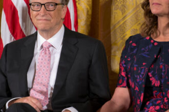 fondatorul microsoft bill gates i a dat fostei sotii melinda 8 miliarde de dolari la cinci ani de la divort 69621ae8c8d5e
