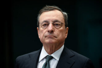 mario draghi europa poate ca nu a avut niciodata mai multi inamici ca azi atat interni cat si externi 696bbf1349e9d