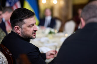 negocierile pentru pace in ucraina se reiau in weekend discutiile diplomatice vor trece la detaliile practice ale unui armistitiu 69577da45bc0d