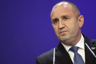 news alert rumen radev demisioneaza din functia de presedinte al bulgariei 696e76f880729