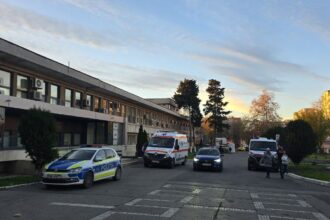nopti agitate la urgente in preajma anului nou de la batai la alcool si consum exagerat de mancare 695760a7d1234