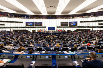 parlamentul european va accelera acordarea unui imprumut de sprijin pentru ucraina 696f905f3b967