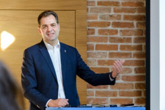 primarul din sfantu gheorghe propune un referendum local pe tema taxelor si impozitelor dupa protestele cetatenilor 6970a9690200c
