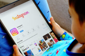 retelele sociale sub restrictii franta urmeaza exemplul australiei si vrea interzicerea accesului pentru adolescenti sub 15 ani 69669c1a08e3e