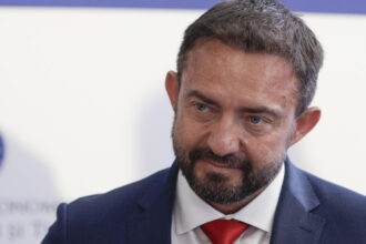 tarom va avea un nou director general interimar din 15 ianuarie cine este bogdan costas 69676b8462eaf