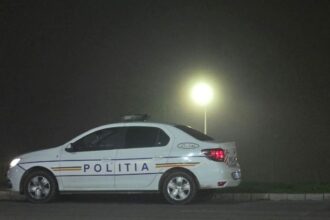 tragedie un adolescent aflat pe o sanie trasa de un autoturism a murit dupa ce s a lovit de un cap de pod 696aaf4c823eb
