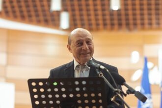 traian basescu considera ca uniunea europeana trebuie sa intre in negocieri directe cu vladimir putin 6962015d1fe45