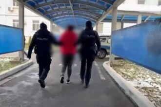 un barbat si o femeie au fost retinuti pentru santaj 696e35fddf1d9