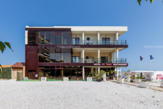 un hotel din mamaia scos din nou la vanzare cu aproape jumatate de milion de euro in minus fata de vara 2025 cui apartine 695f30e40b027