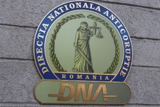 un politist din constanta acuzat de dna de luare de mita a incheiat un acord de recunoastere a vinovatiei 6969f7e100971