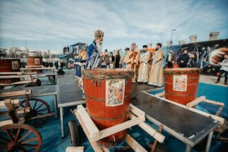 vezi aici programul arhiepiscopului tomisului pentru sarbatoarea de boboteaza la ce ora va incepe procesiunea 695a57a716eac