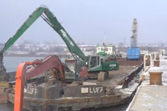 video a fost finalizat primul port construit in romania dupa revolutie are o capacitate de 650 000 de tone de marfuri pe an 696f61887c729