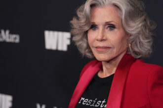 video actrita jane fonda face apel la americani sa se solidarizeze impotriva lui donald trump este o chestiune de bine sau rau 6977483a3861f