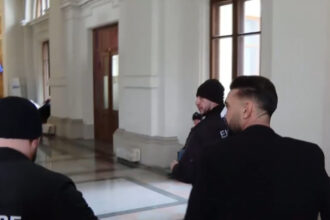 video dorian popa a ajuns cu nasul bandajat la un nou termen de judecata influencerul a plans in fata judecatorilor 696e7031dd930