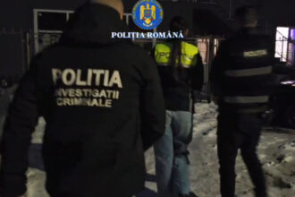 video falsi pensionari militari folositi pentru credite uriase zece persoane retinute in constanta 6969f5e9bf03a