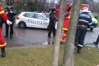 video interventie contracronometru la craiova pentru salvarea unui copil si a unui adult cazuti intr un lac care este starea victimelor 696ba66108c97