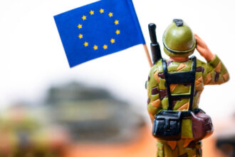 video romanii impartiti privind securitatea europei jumatate considera ca statele trebuie sa decida singure ce fac in cazul unei agresiuni 69774bcd49a36