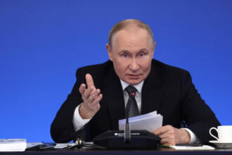 vladimir putin a convocat consiliul de securitate al rusiei temele discutate de catre dictatorul de la kremlin 696e3432c97dc