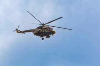 15 oameni printre care si 7 copii au murit dupa ce un elicopter militar s a prabusit in peru 699c7884d1755