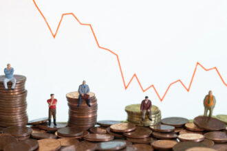 analiza romania a intrat in recesiune tehnica adrian codirlasu economia nu merge bine va fi greu de iesit din aceasta situatie 698f02dae87bc