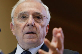 bnr a prezentat noile estimari privind inflatia isarescu prognoza nu include plafonarea pretului la gaze 6995b4269a956