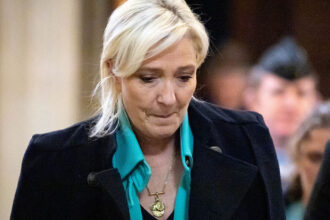 cand va decide justitia franceza soarta marinei le pen in scandalul angajarilor fictive 698ccd11c7c31
