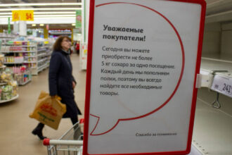 castravetele cel mai recent simbol al cresterii preturilor in rusia sunt scandaloase candva se spunea ca ouale sunt de aur 69949668120f1