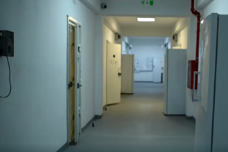 clienti noi in penitenciarul poarta alba au condamnari pentru proxenetism trafic de narcotice sau tentativa de viol 699452b1a0778