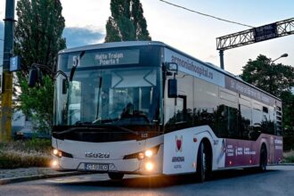 ct bus comaseaza liniile 51 si 51b modificari de traseu incepand de luni 9 februarie 69860a73044b3