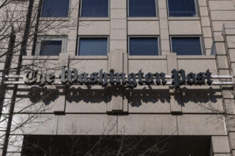 directorul general al washington post will lewis a plecat de la conducerea publicatiei dupa ce ziarul a concediat sute de jurnalisti 69884bf1b8b71