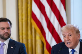 donald trump surprins de huiduielile adresate lui jd vance la ceremonia de deschidere a jocurilor olimpice de la milano 698762f910899