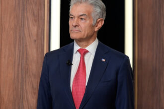 dosarele epstein dr oz devenit inalt oficial in administratia trump l a invitat pe epstein la o petrecere de ziua indragostitilor 698ee386a84d9