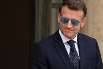 emmanuel macron conduce topul politicienilor straini in cehia ce loc ocupa putin si trump care au procentaje apropiate 69960081956b1