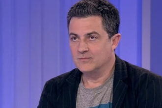 exclusiv mihai calin nu faci un rol doar la repetitii daca vezi pe cineva care vorbeste singur ori are probleme psihice ori este actor 698b00832131c