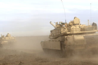 exercitii militare in poligonul smardan la care a participat si armata sua cu mai mule tancuri abrams 698364dcce89c