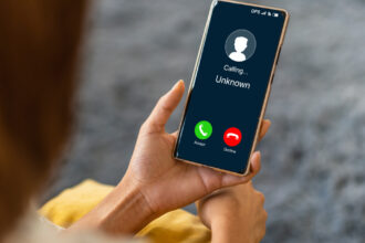 fraude online in 2026 cum recunosti noile escrocherii generate de inteligenta artificiala recomandarile expertilor in securitate 699409cee9b11