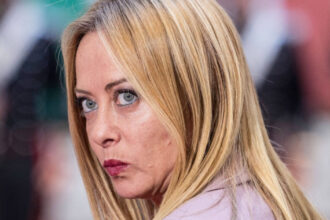 giorgia meloni ii numeste inamici ai italiei pe protestatarii de la milano in timpul jo de iarna 6988762040604