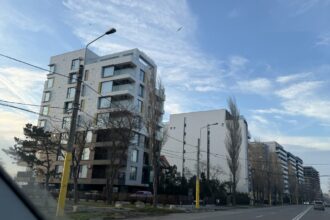 hotelul victor din mamaia ramas fara autorizatie de construire nu poate intra in legalitate 699b877e8f395