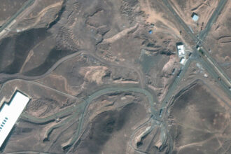 imagini din satelit arata ca iranul fortifica unele obiective militare pe fondul tensiunilor cu sua printre ele sunt si baze nucleare 6995e0dc41d60
