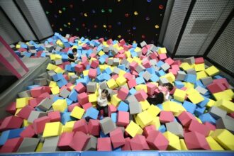 incident la bounce arena un copil si a rupt piciorul a fost chemat protectia consumatorilor 69a0ca19d9e22