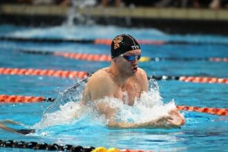 inotatorul constantean patrick dinu straluceste in campionatul universitar american 6981f2389d0cc