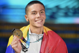inotatorul david popovici ales cel mai bun sportiv din balcani in 2025 este o mare onoare 69939df70d3f6