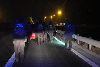 jandarmii au intervenit in urma unui accident rutier produs pe autostrada a4 6980650cdecc2