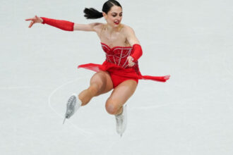 jo 2026 milano cortina julia sauter romania s a calificat pentru programul liber in proba feminina de patinaj artistic 6996f58f75885